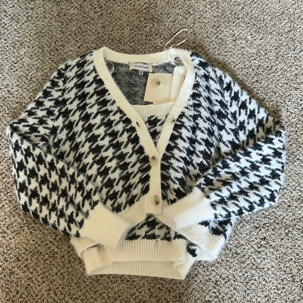 Cute cardigan set